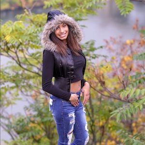 Meet your Posher, Julia